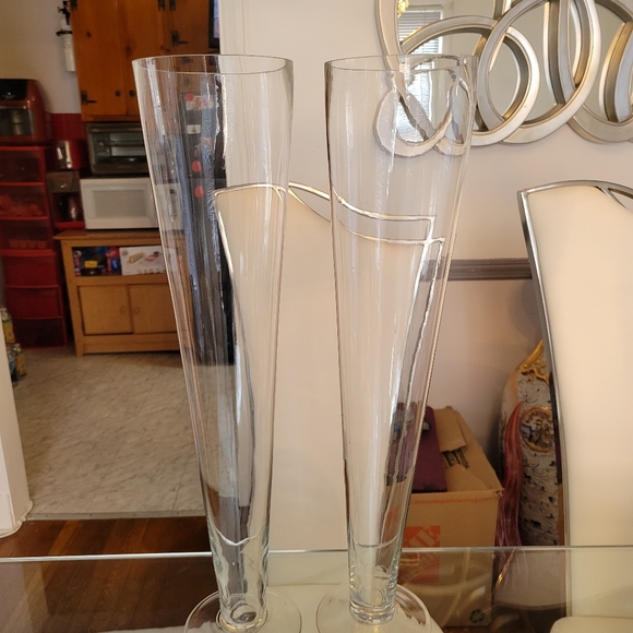 Wedding Trumpet Vases With Ostrich Feathers 6 of them price is price of each - Picture 4 of 9